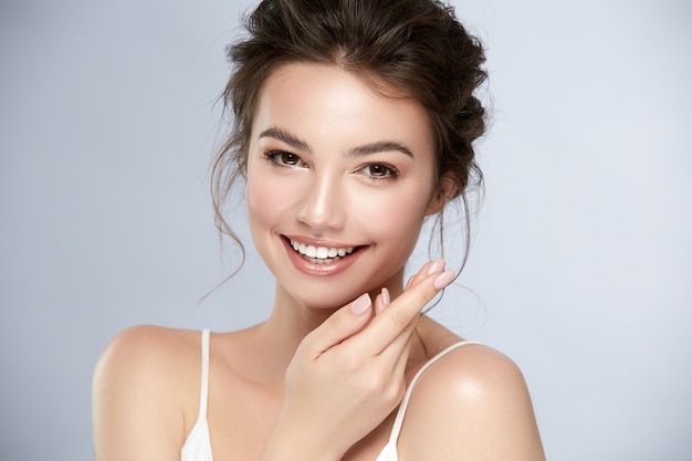 veneers vs implants​